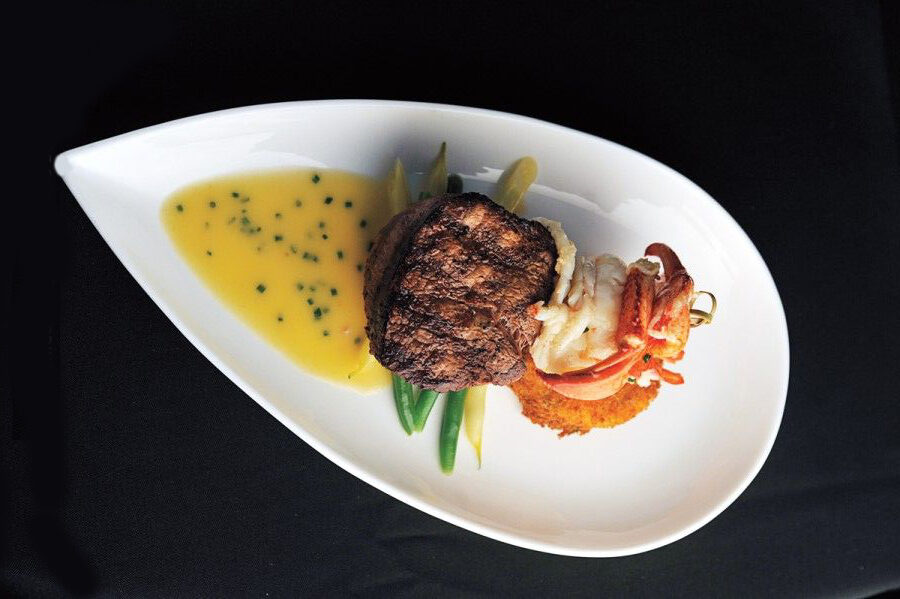 steak and shrimp with bearnaise